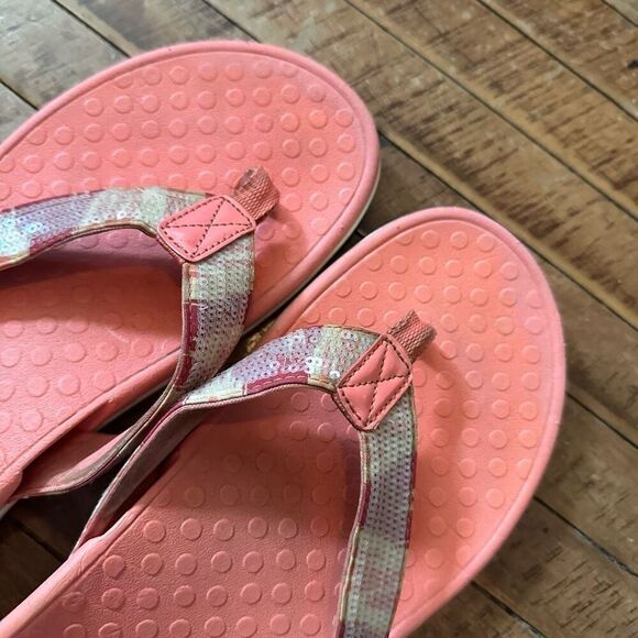 Vionic pink sequin strappy ortho comfortable size 9.5 sandals - Picture 3 of 5